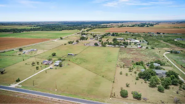 4980 County Road 406 RD, Taylor, TX 76574