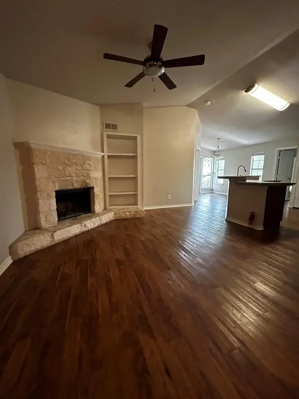 6804 N Capital Of Texas HWY #827, Austin, TX 78731