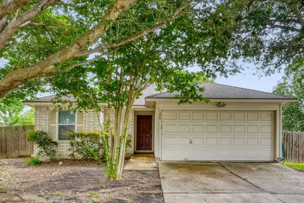 196 Goddard DR, Kyle, TX 78640