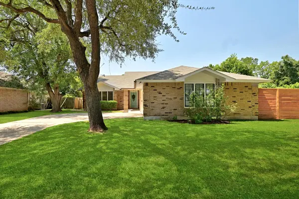 101 Redwood LN, Pflugerville, TX 78660