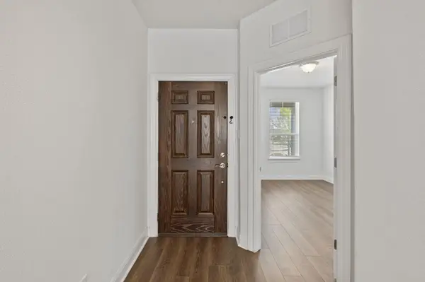 138 Fern DR, Buda, TX 78610