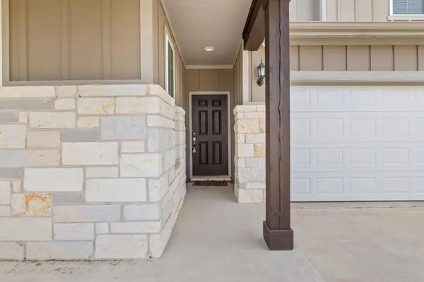 138 Fern DR, Buda, TX 78610
