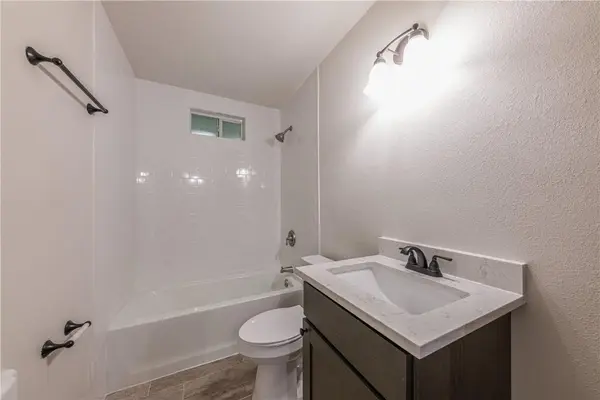 1113 Sycamore ST, San Marcos, TX 78666