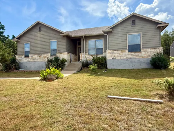 139 Kahalulu DR, Bastrop, TX 78602