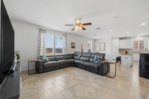 129 Sundown Ave, Buda, TX 78610