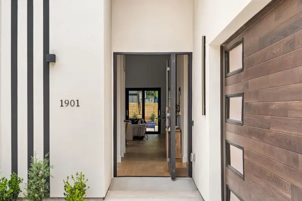1901 W Saint Johns Ave, Austin, TX 78757