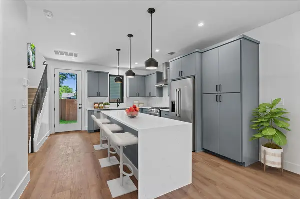 1402 Beckett ST, Austin, TX 78757