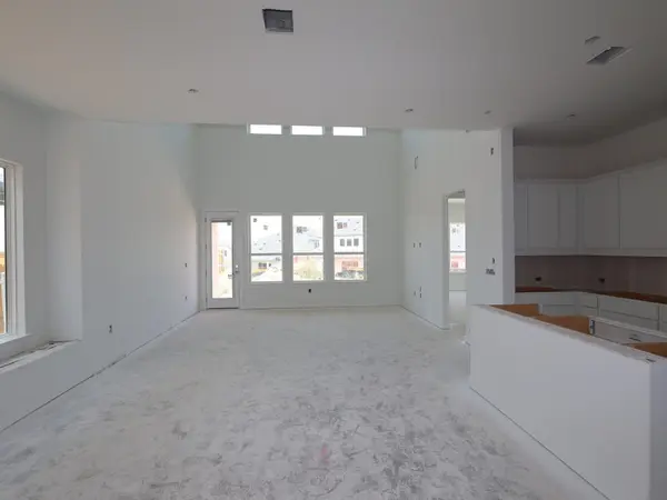 832 Corvallis DR, Leander, TX 78641