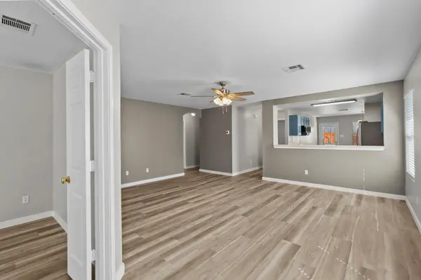 164 Pearl Lake DR, Kyle, TX 78640