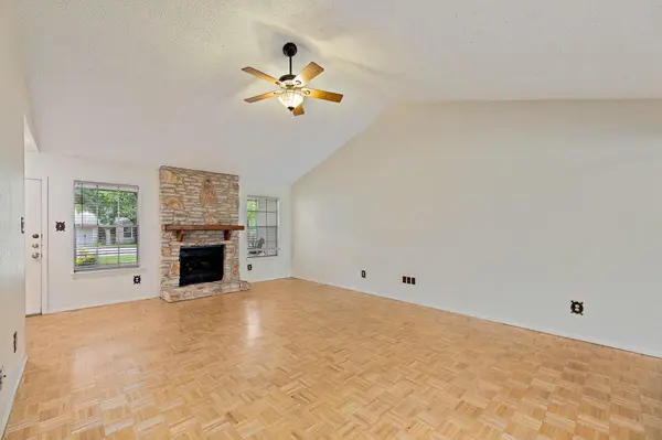 8022 Scotland Yard, Austin, TX 78759