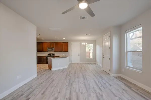 5701 Cougar DR #D, Austin, TX 78745