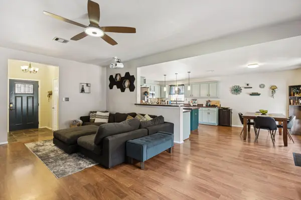 2412 Chestnut PATH, Round Rock, TX 78664