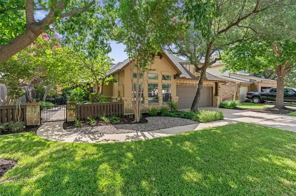 504 S Gadwall LN, Cedar Park, TX 78613