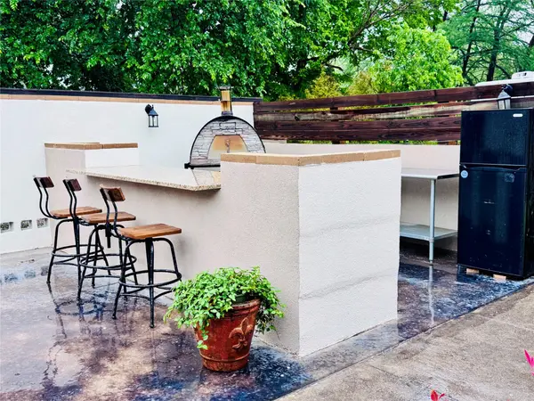 127 Bogie DR, San Marcos, TX 78666