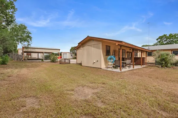 2742 County Road 1045, Lampasas, TX 76550