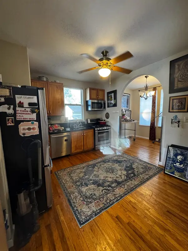 2213 S 3rd ST, Austin, TX 78704