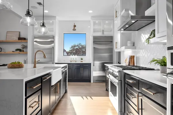 112 Davis LN, Georgetown, TX 78633