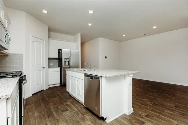 108 FINLEY RAE DR, Georgetown, TX 78626