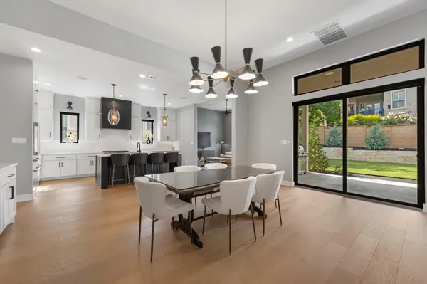 501 Black Wolf RUN, Austin, TX 78738