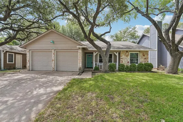 9729 Meadowheath DR, Austin, TX 78729