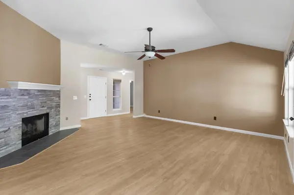 605 Clear Spring LN, Leander, TX 78641