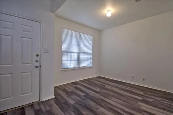 711 Abundance LN, Kyle, TX 78640