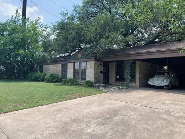 5702 Fairlane DR, Austin, TX 78757