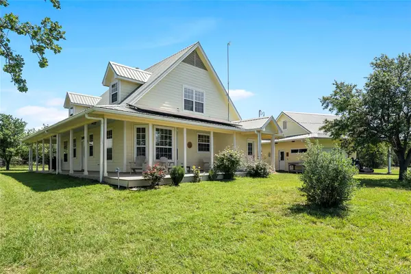 928 Upper Elgin River RD, Elgin, TX 78621