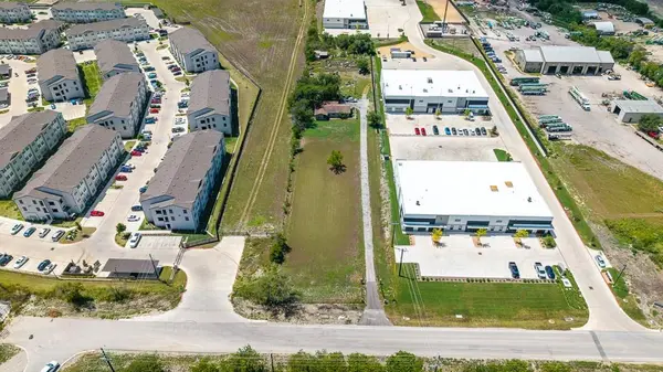 5090 Fm 2001 HWY, Buda, TX 78610