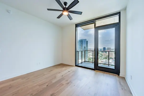 84 East Ave #3002, Austin, TX 78701