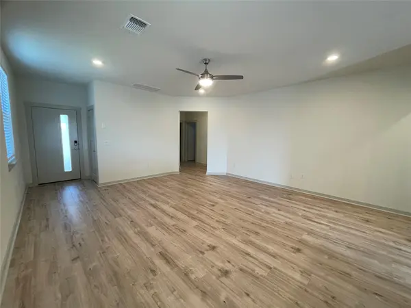 10713 Meris LN, Austin, TX 78754