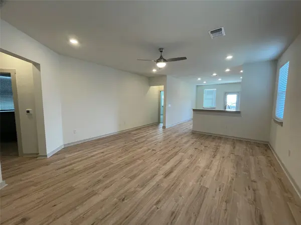 10713 Meris LN, Austin, TX 78754