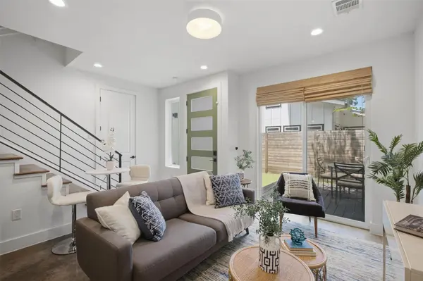 2505 E 11th ST #2, Austin, TX 78702