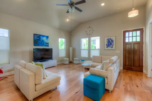 4524 Ruiz ST, Austin, TX 78723