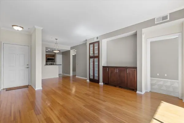 6000 Shepherd Mountain CV #A309, Austin, TX 78730