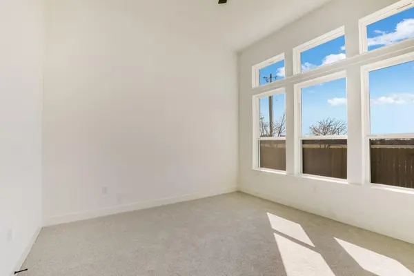 1424 South Brook DR, Leander, TX 78641
