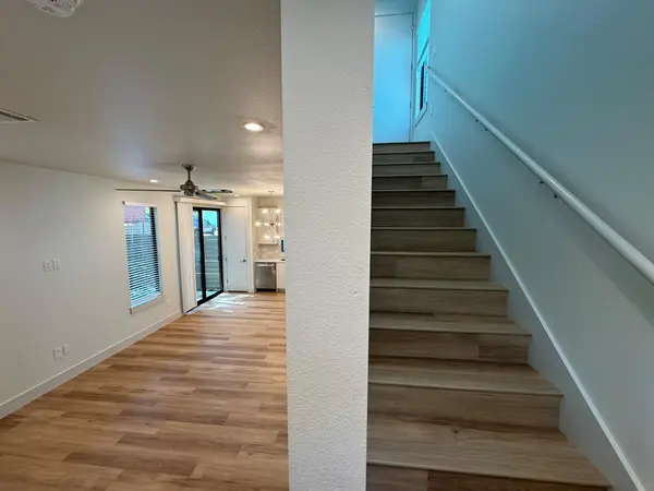 1133 Walton LN #2, Austin, TX 78721