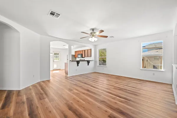 516 Emma Rose TRL, Leander, TX 78641
