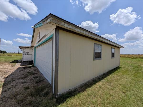 1401 N Highway 95 HWY, Granger, TX 76530