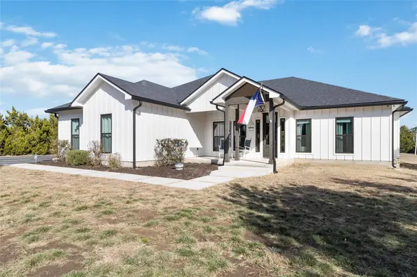 310 Lets Roll DR, Fischer, TX 78623