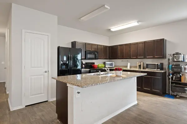 5908 Brampton LN, Austin, TX 78724