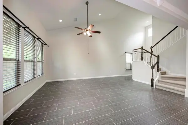 10617 Portico LN, Austin, TX 78748