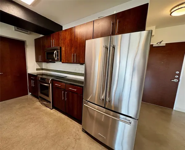 800 Brazos ST #903, Austin, TX 78701