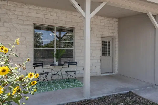 200 Sandstone DR #E/F, Jarrell, TX 76537
