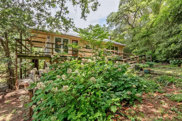 9997 Calhoun RD, Bryan, TX 77808