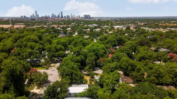 304 W 42nd ST, Austin, TX 78751