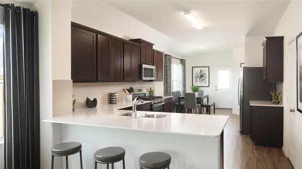 1602 Roaming Oak BND, Georgetown, TX 78628