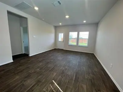 235 Frogmore LOOP, Uhland, TX 78640