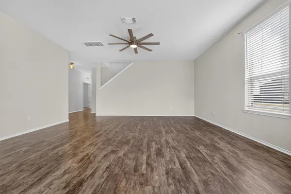 612 Sonterra BLVD, Jarrell, TX 76537