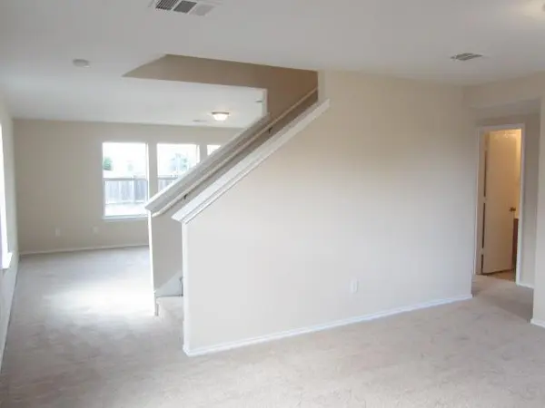 5316 Bahan DR, Del Valle, TX 78617